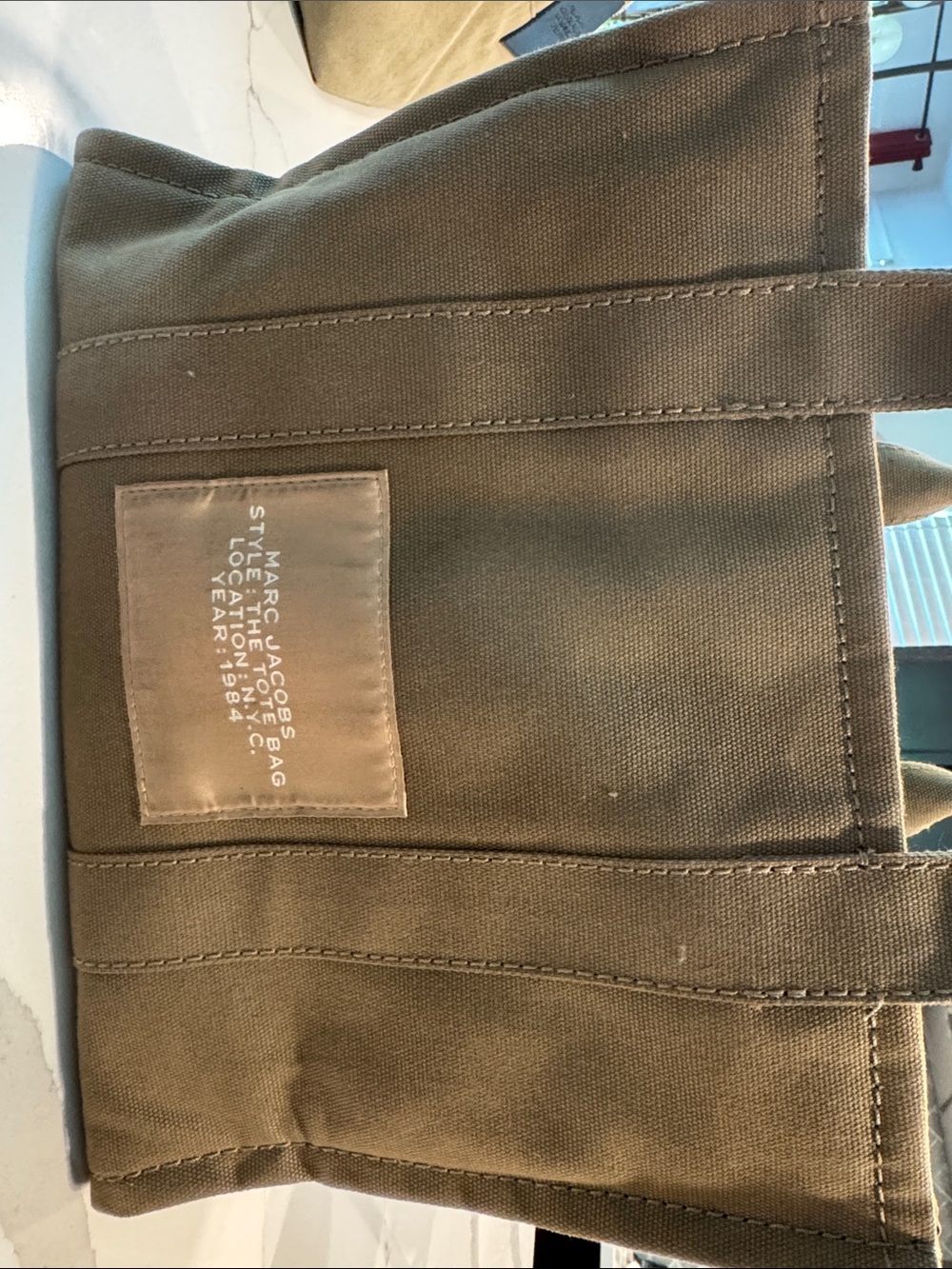 Marc Jacobs Olive Green Tote Bag with White Logo - Picture 3 of 4